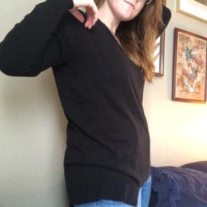 Vince Camuto Asymmetrical Hem V Neck Sweater